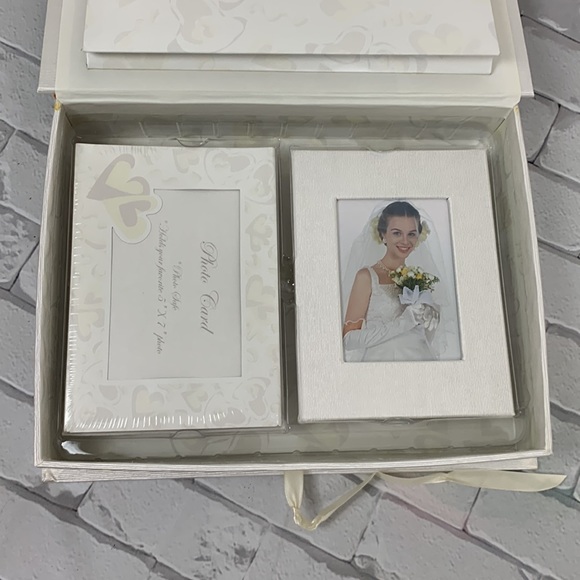 Wedding Album set/storage box. New. Frame, cards, storage. - Picture 7 of 12
